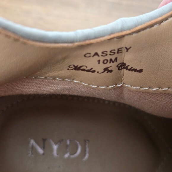 EUC LIKE NEW NYDJ CASSEY LEATHER STACKED HEELS SNAKESKIN TEXTURE BOOTS SIZE 10 - Picture 11 of 16